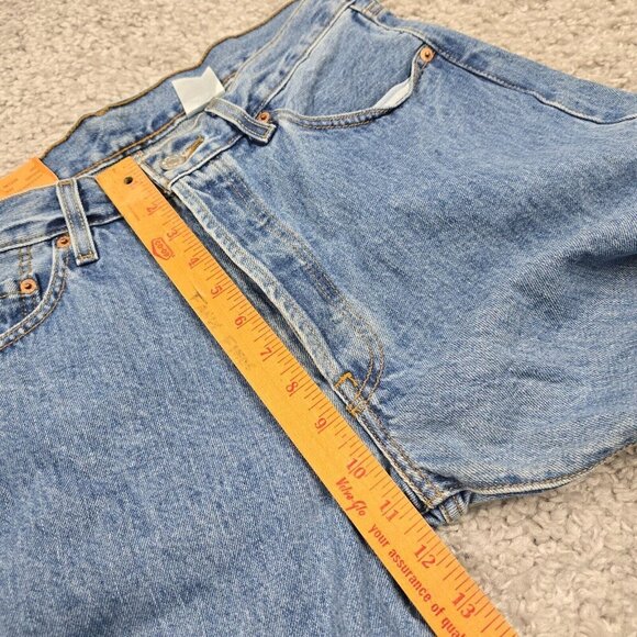 Levi’s 501 Jeans Mens 34x30 Light Wash Button Fly Vintage Y2K Straight Denim - Picture 13 of 16